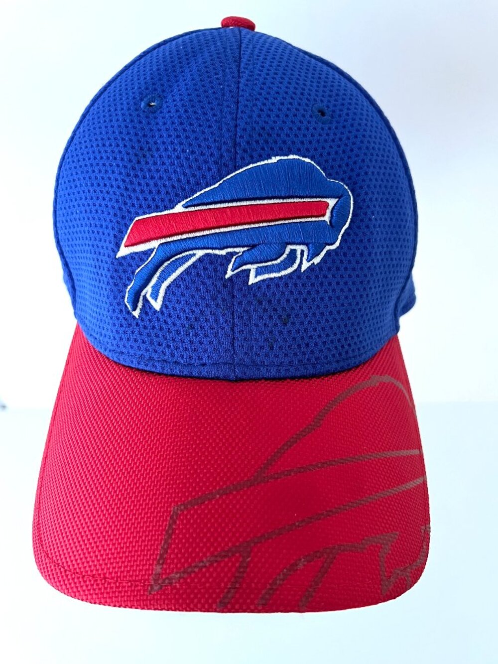 Buffalo Bills Primary Logo Neo 39THIRTY Stretch Fit Cap, Sz Med-Large Never Worn